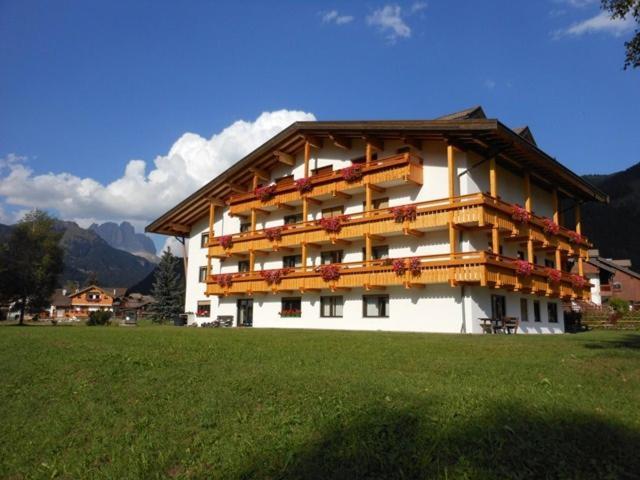 Residence Dolomia Pozza di Fassa Ngoại thất bức ảnh